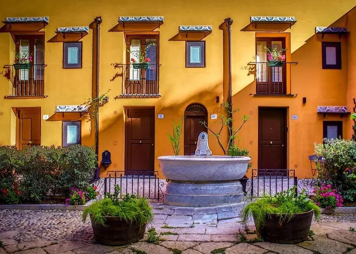Le Casette Palazzo Ajutamicristo X