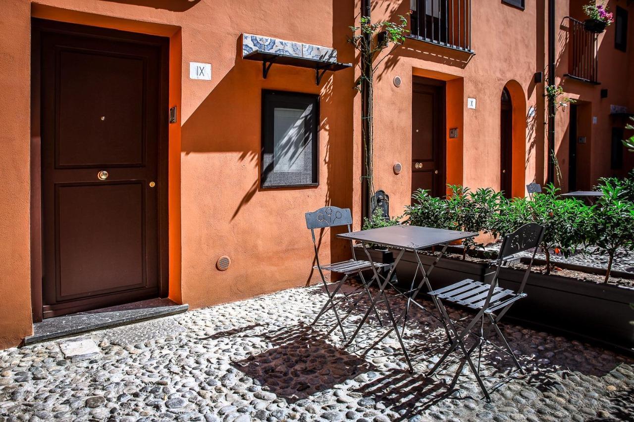 Le Casette Palazzo Ajutamicristo X Ferienhaus